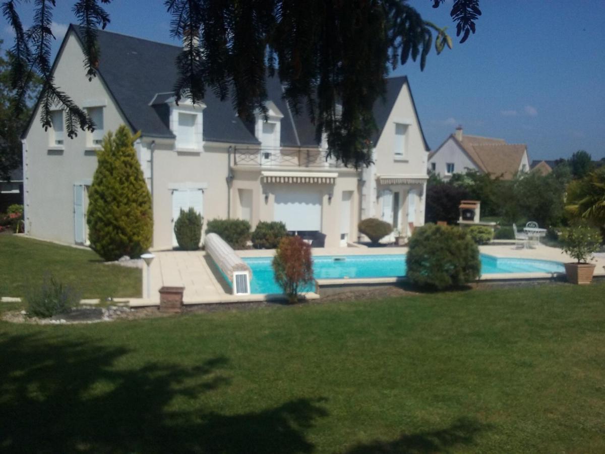 אמבואה Villa Le Clos De Mosny מראה חיצוני תמונה